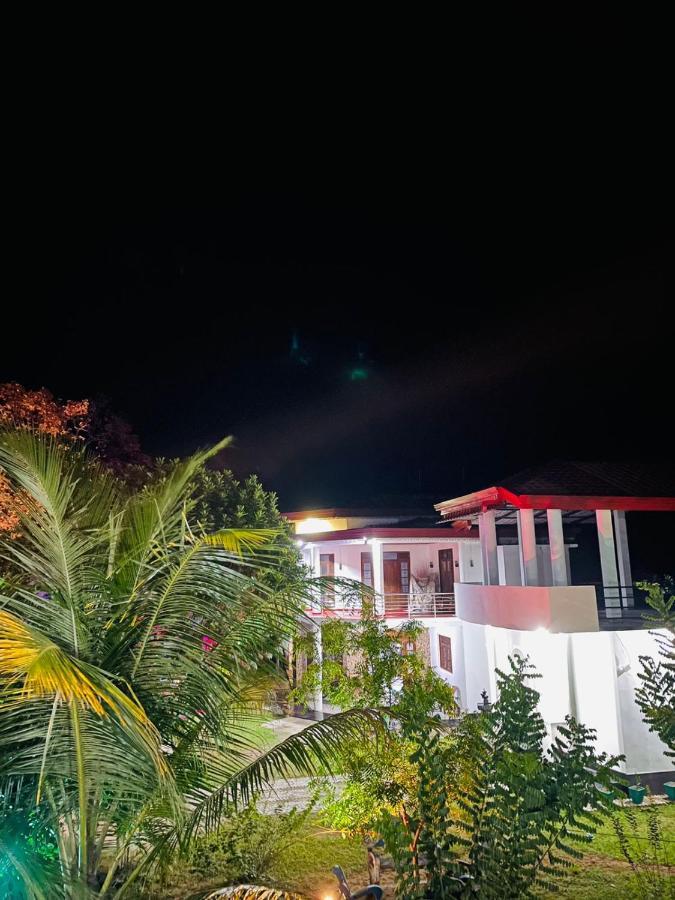 White Win Villa Elewela Exterior foto