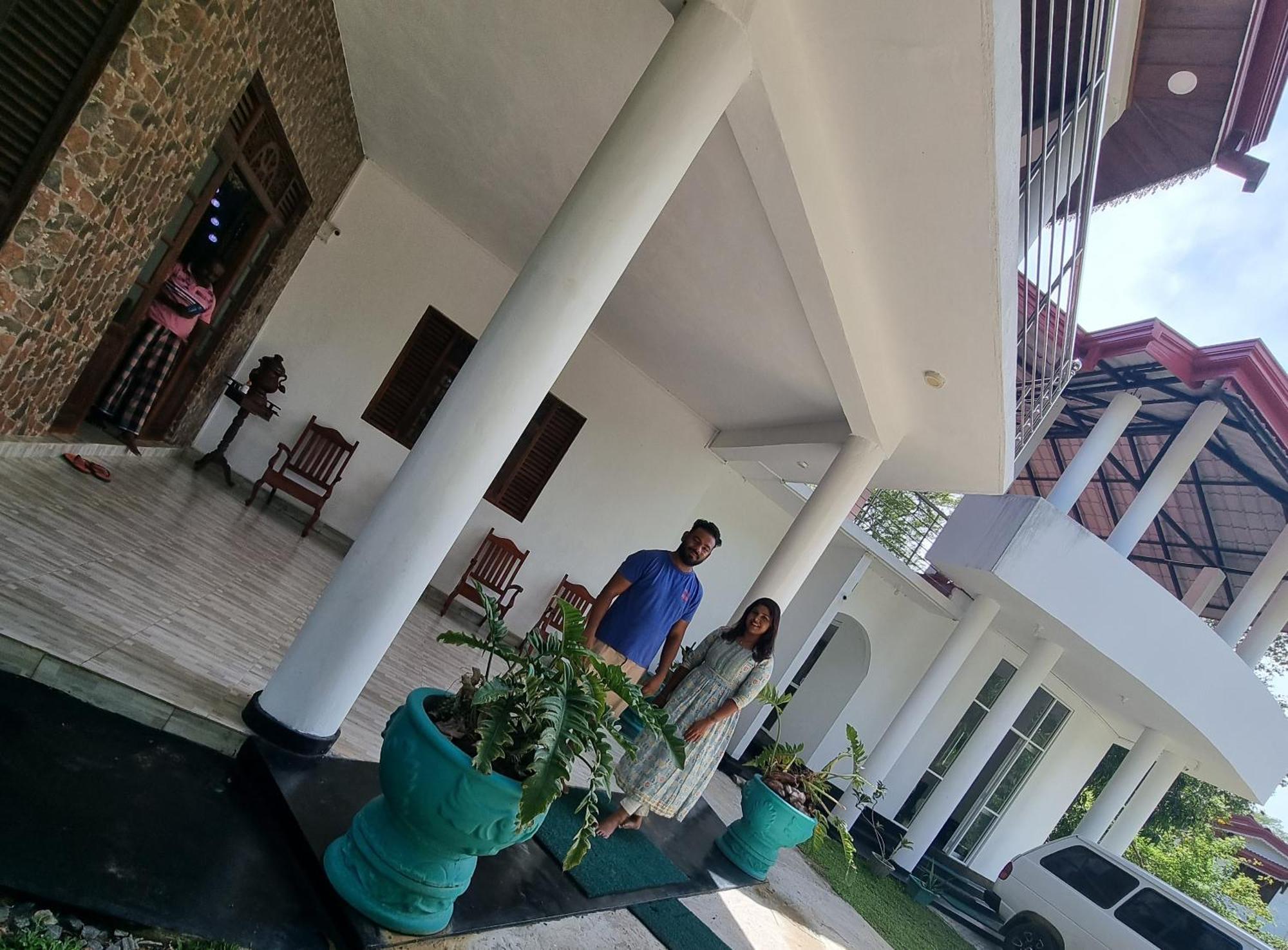 White Win Villa Elewela Exterior foto